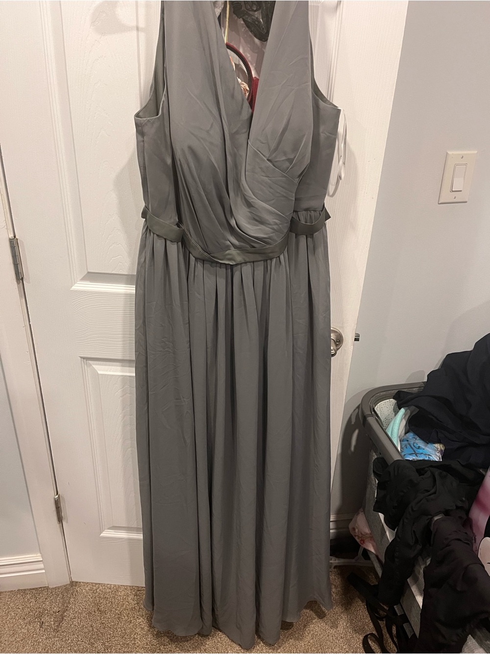 Sleek Grey V-Neck Sleeveless Wedding Guest Maxi Dress